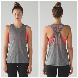 lululemon athletica Women’s Gray Muscle Tank with Pink Sports Bra Layer
